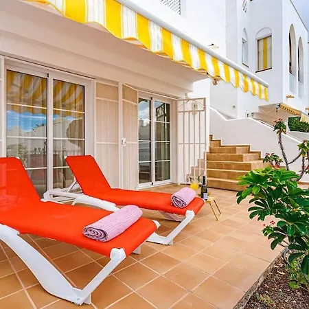 度假居 Large House With Garden And Direct Access To The Pool *